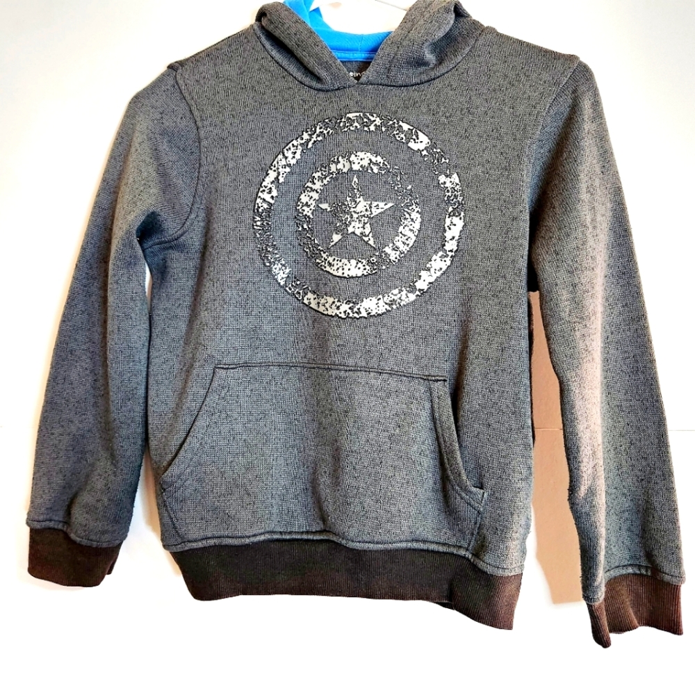 💚Jumping Beans brand boys Marvel distressed pullover sweater size: 8